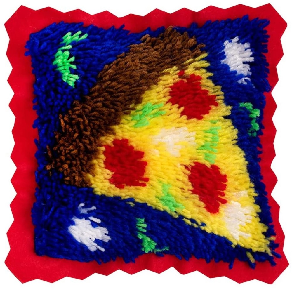 Yarn Pizza Pillow Craft Kit 🧶🍕🪡